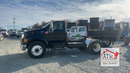 2004 Ford F-750