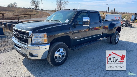 2012 Chevrolet 3500 HD Silverado 4X4 Dually