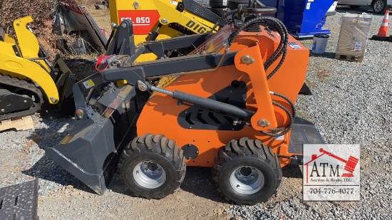 NEW Landhero Mini Wheel Loader w/ 44" Bucket