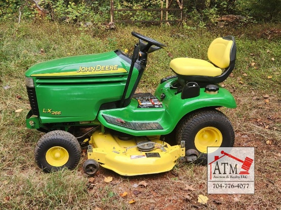 John Deere LX266 Lawn Mower