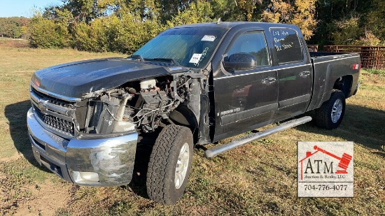 2008 Chevrolet 2500 HD 4x4 (Wrecked)