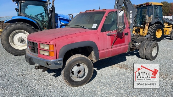 1998 GMC Sierra 3500 4X4 (NO BED)