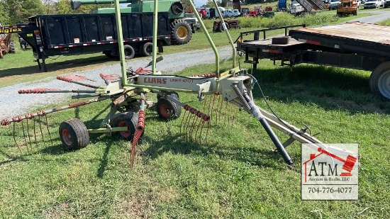 Class Liner 470T Hay Rake