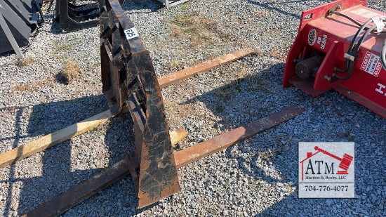 48” Forks - Skidsteer Attachment