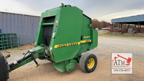 John Deere 456 Round Baler