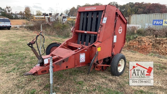 Hesston 5530 Round Baler