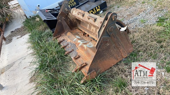 66” 4-n-1 Bucket - Skidsteer Attach