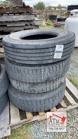 (4) 11R22.5 Tires