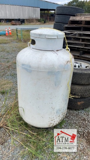 100 Gal Propane Tank