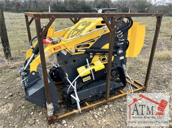 2024 Mini Skidsteer Loader w/ 40" Bucket