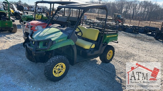 John Deere Gator XUV550