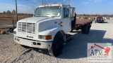 2000 International 4700 20’ Flatbed