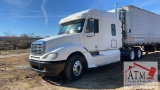2005 Freightliner Columbia Sleeper