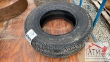 (1) NEW 245/70R16 Tire