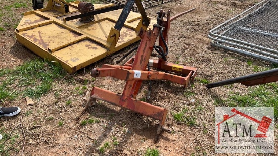 Fred Cain Scissor Lift Hay Spear - 3 Pt Hitch