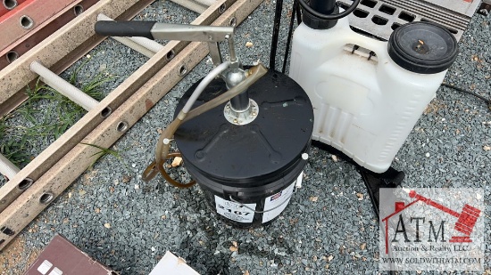 5-Gallon Grease Pump