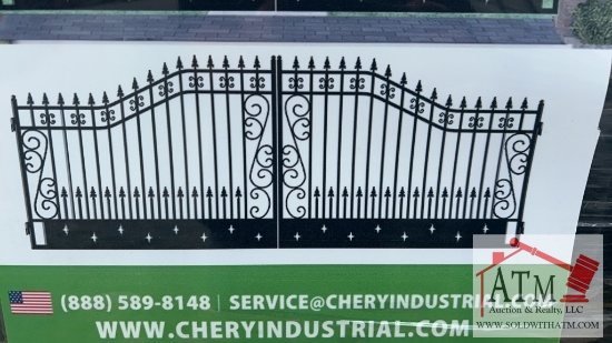 NEW 20' Estate Gate w/ Star