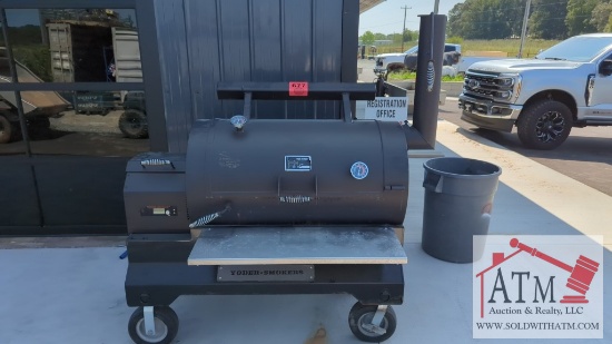 Yoder YS1500s Smoker