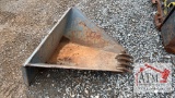 Stump Bucket w/ Teeth - Skidsteer Attachment