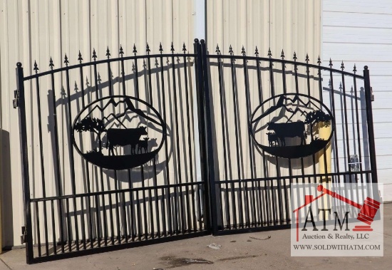 NEW 14' Estate Gate w/ Cattle