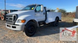 2004 Ford F-750 Service Truck