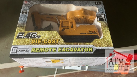 NEW Excavator Toy