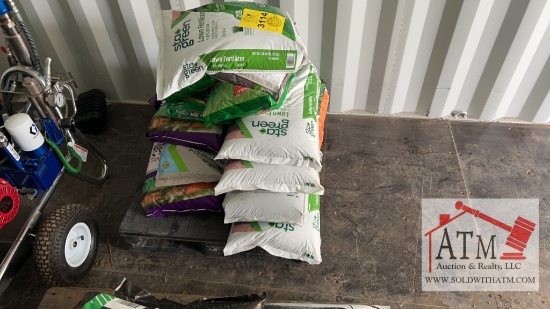 Pallet Of Fertilizer/Lawn Treatment