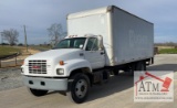 2002 GMC C7500 Box Truck