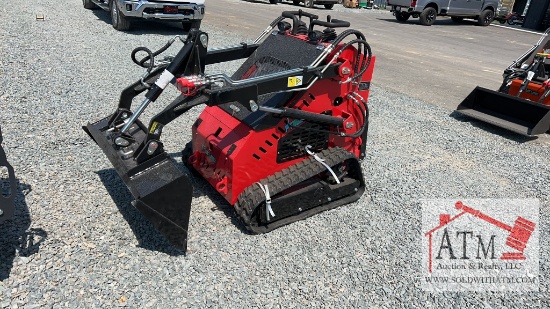 NEW Future FT360T Skidsteer w/ 40" Bucket