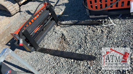 NEW 48" Hydraulic Pallet Forks - Skidsteer Attach