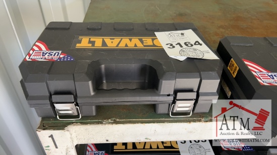 Dewalt 20v Max Drill w/Charger