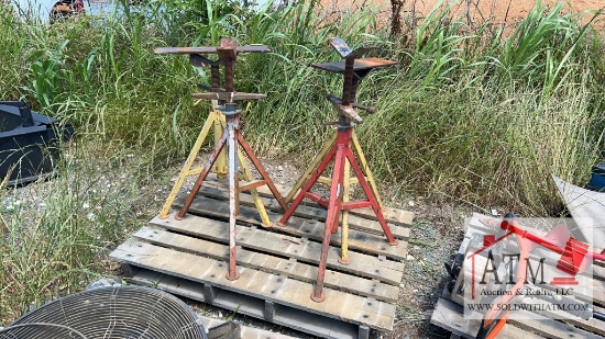 (4) Pipe Stands