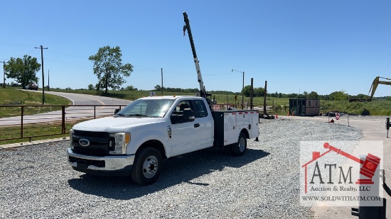 2017 Ford F-350 Crane Service Truck