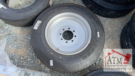 (1) NEW 215/75-17.5 16-Ply 8-Lug Tire/Wheel Assy