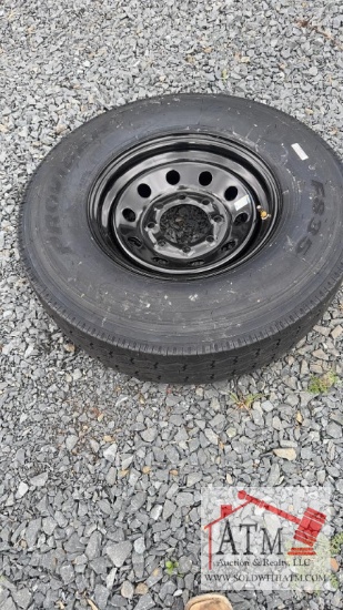 (1) NEW 235/80-16 14-Ply 8-Lug Tire/Wheel Assy