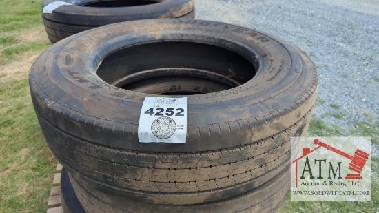 (4) 275/70R22.5 Tires