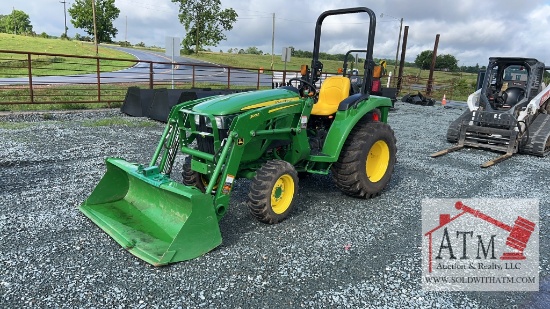 2021 John Deere 3035D Tractor MFWD w/ Loader