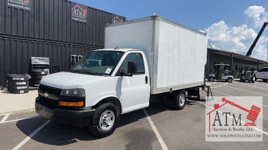 2019 Chevrolet Express Box Truck