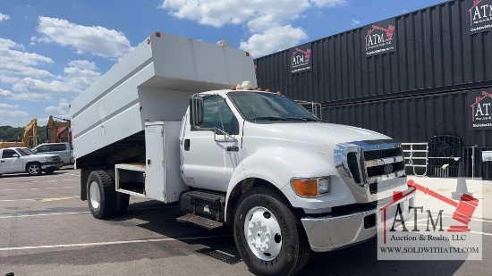 2007 Ford F-650 Chip Dump Truck