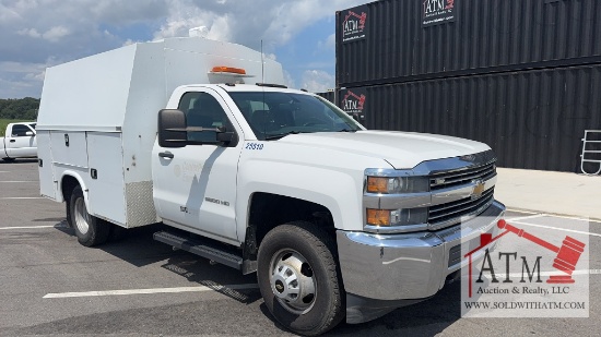 2015 Chevrolet 3500 Enclosed Utility Service 4X4