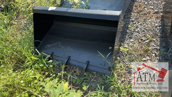 42" Heavy Duty GP Bucket Dingo Style W/Teeth