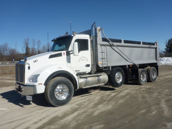 2015 Kenworth T880 Tri/A Dump Truck