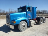 2000 Freightliner FLD120 T/A Hiway Tractor - Day Cab