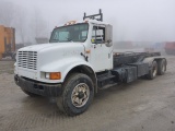1990 International 4900 T/A Rolloff Truck