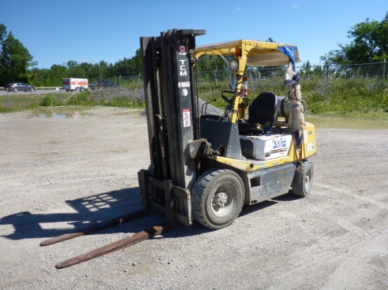 TCM FG25N2S 3,700 Lb Forklift