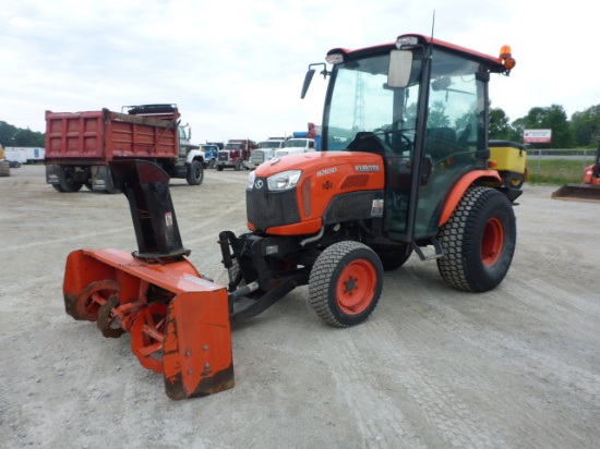 2015 Kubota B2650HSD 4x4 Utility Tractor