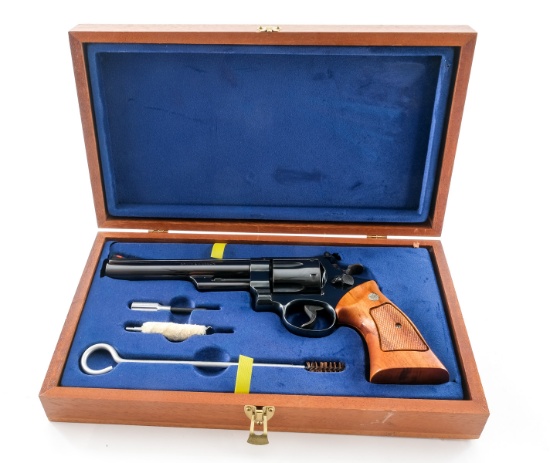 Smith & Wesson 29-2 .44 MAG Revolver