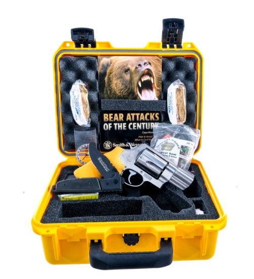 S&W 460 Emergency Survival Kit .460 S&W Revolver