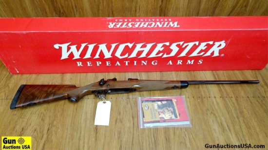 Winchester 70 .300 WSM SUPER GRADE Rifle. Excellent Condition. 24" Barrel. Shiny Bore, Tight Action
