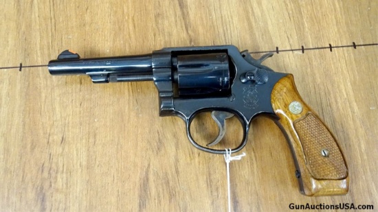 Smith & Wesson 10-7 .38 S&W Revolver. Good Condition. 4" Barrel. Shiny Bore, Tight Action Case Harde